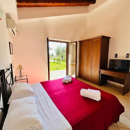 Mary Grace Giardino Sul Mare Ferienhaus Pizzo (Calabria)