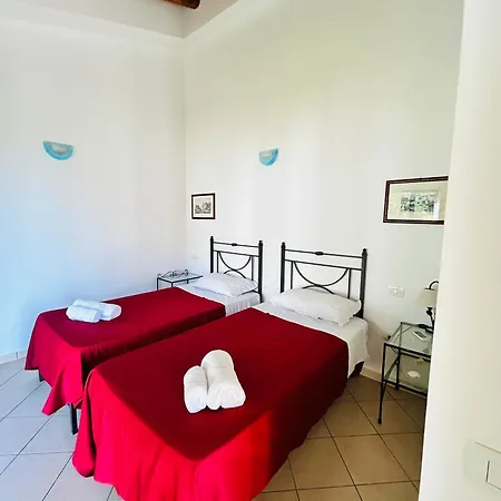 Mary Grace Giardino Sul Mare Ferienhaus Pizzo (Calabria)